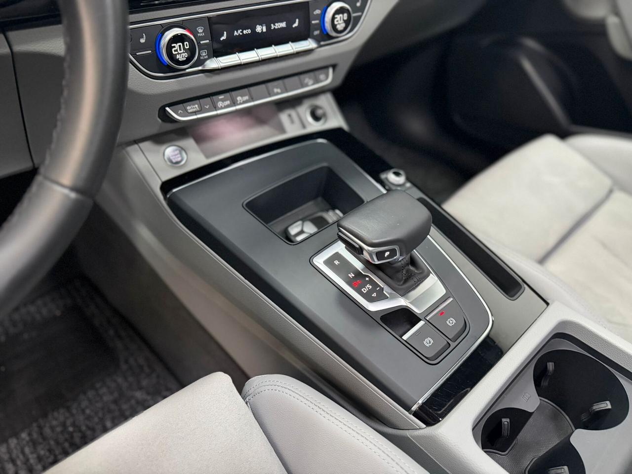 Audi Q5 SPORTBACK 40 TDI quattro S tronic S-line