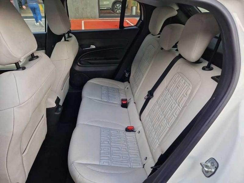 FIAT 600 (2023-->) Hybrid DCT MHEV La Prima