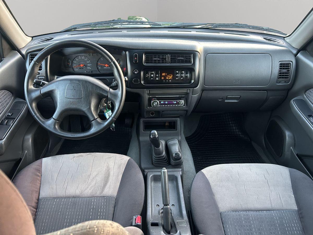 MITSUBISHI - L200 - d.cab 2.5 tdi Intense 4wd 115cv