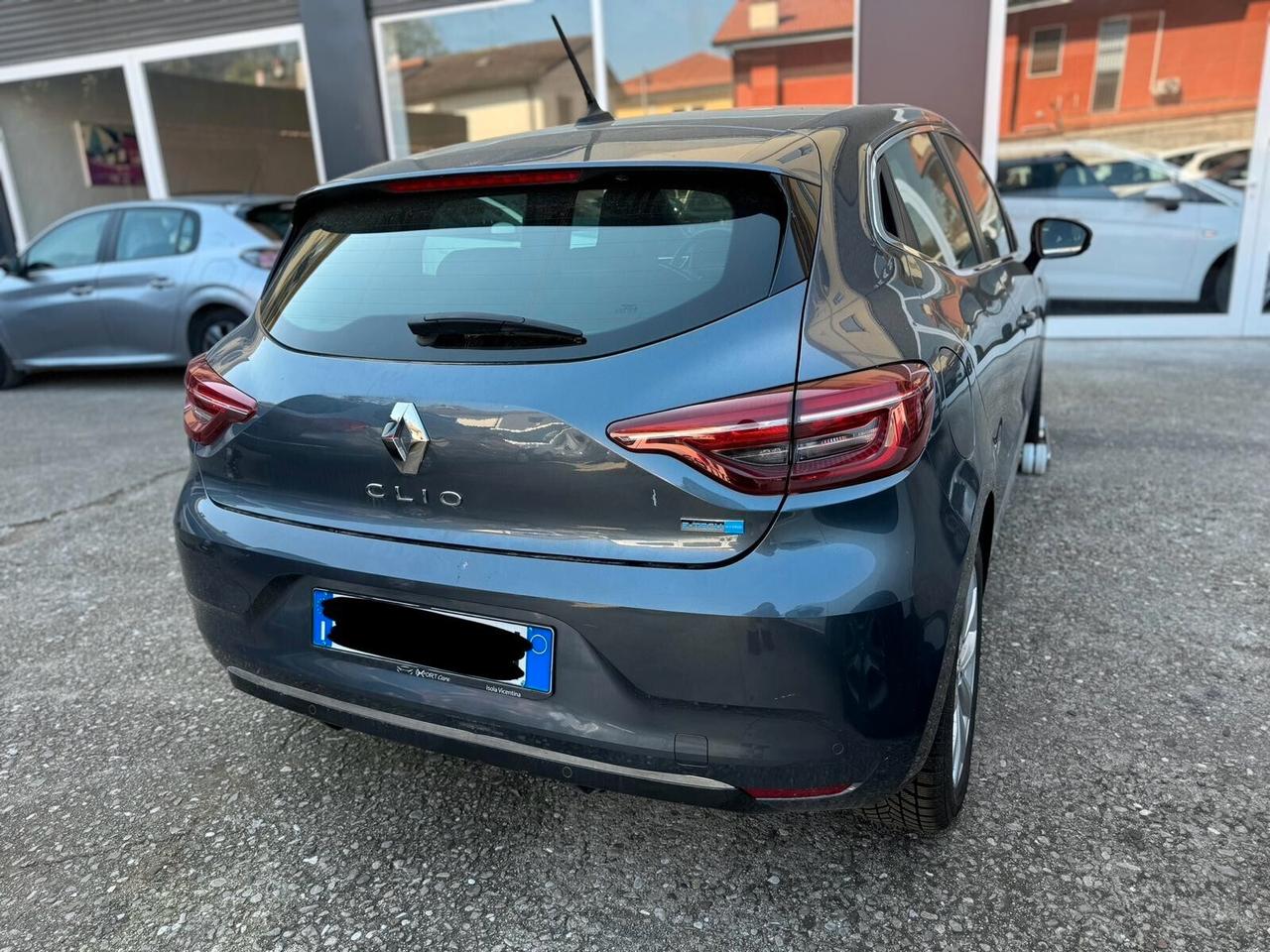 Renault Clio Hybrid E-Tech 140 CV 5 porte R.S. Line **CAMBIO BLOCCATO**