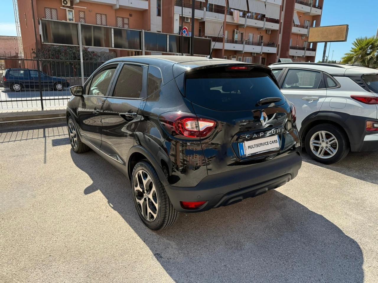 Renault Captur dCi 8V 110 CV Start&Stop Energy Initiale Paris