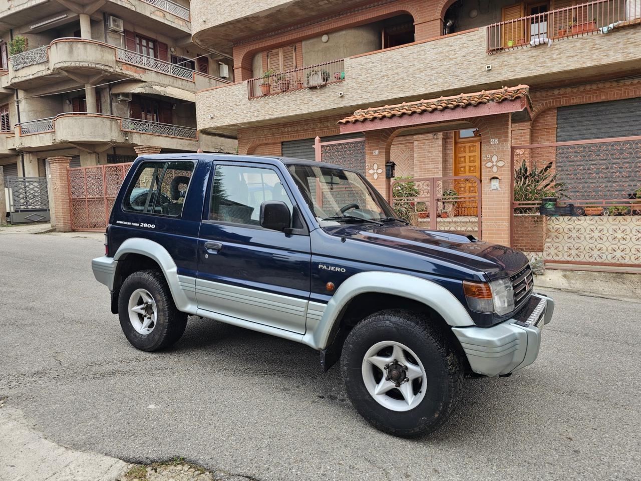 Mitsubishi Pajero 2.8 TDI Metal-top S.S. GLS Exec.