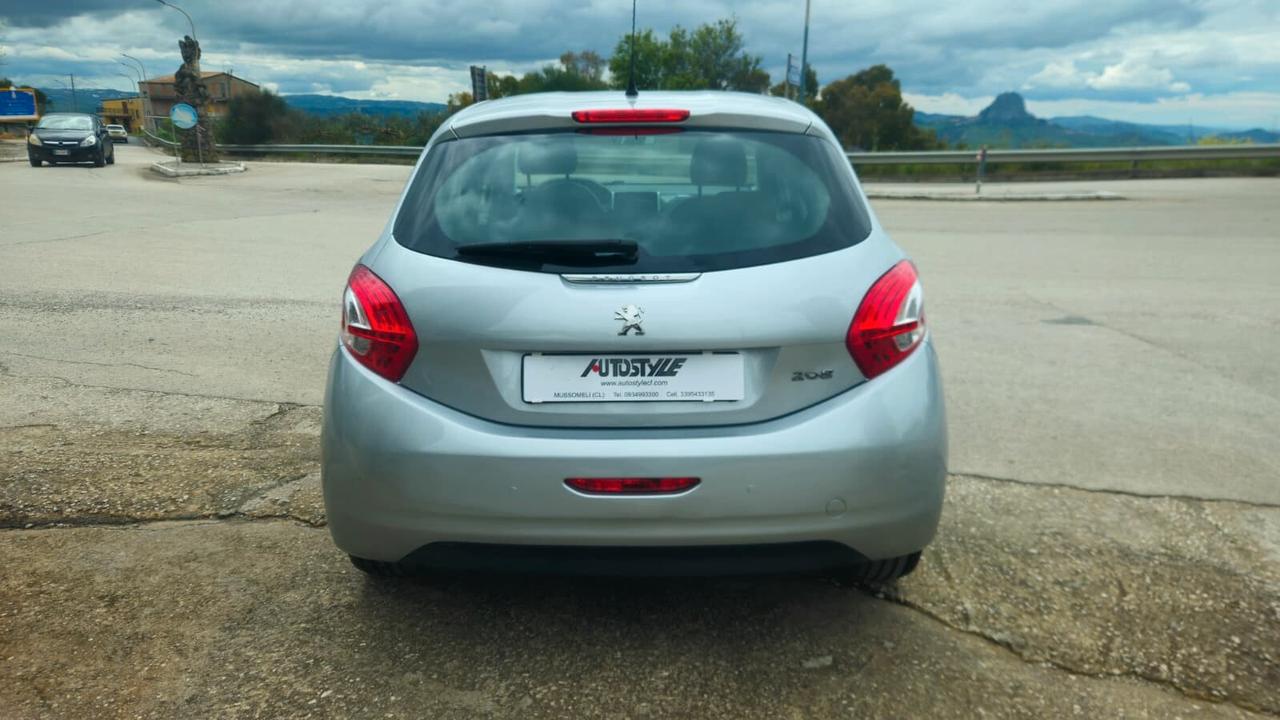 Peugeot 208 1.2 82CV 5porte Active