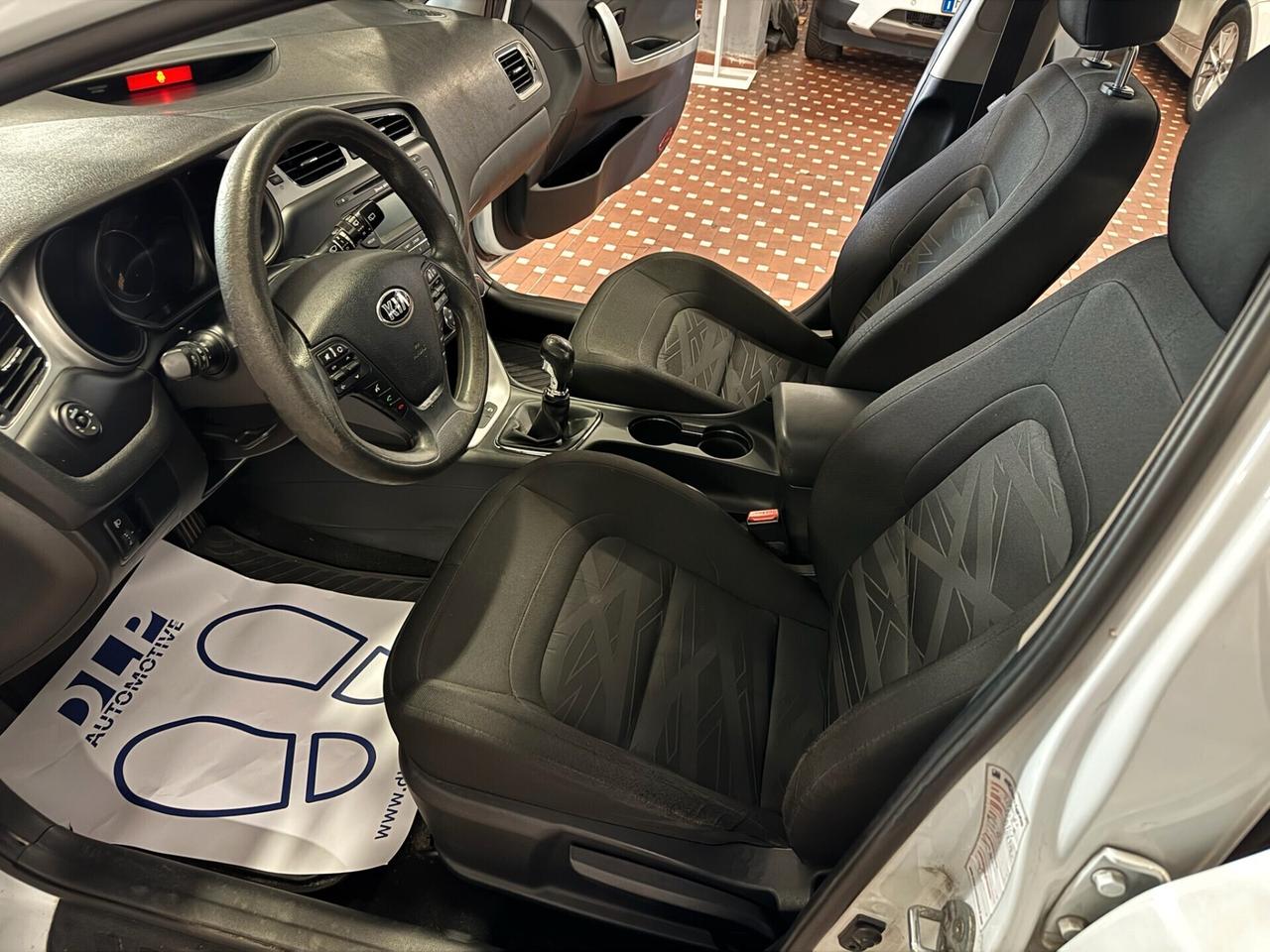 Kia Ceed cee'd 1.4 CVVT SW Cool - UNICO PROPRIETARIO