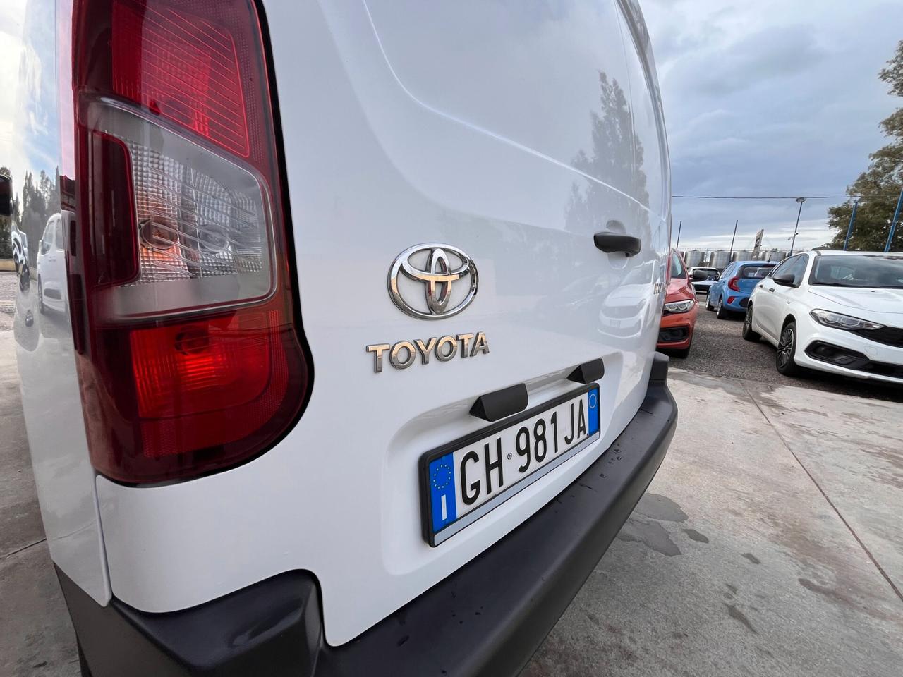 TOYOTA PROACE CITY 1.5 D 100 CV S&S L1 ACTIVE FURGONE