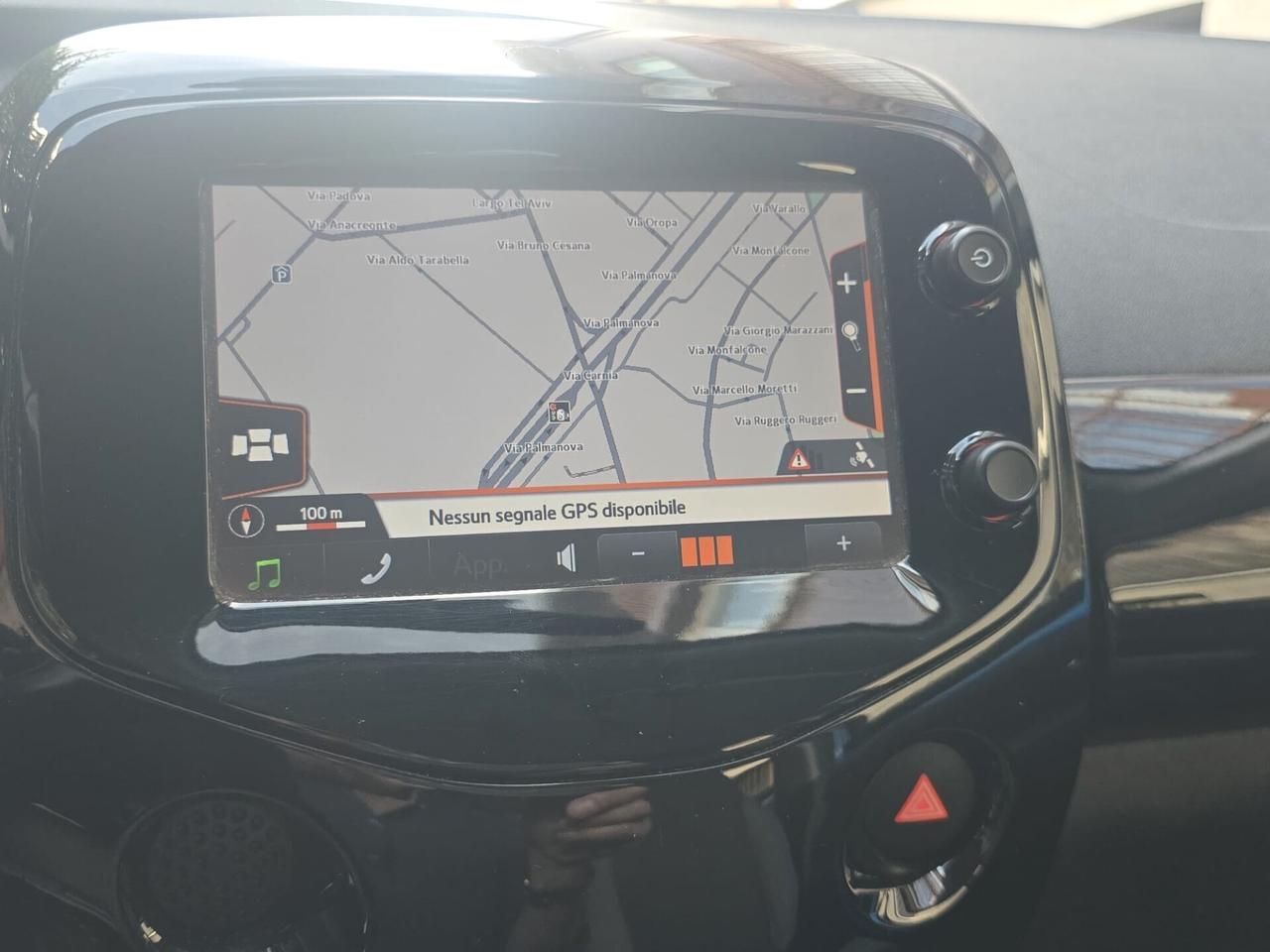 Toyota Aygo 1.0 VVT-i 69 CV 3 porte x-play MMT - FRIZIONE NUOVA...!!!!!