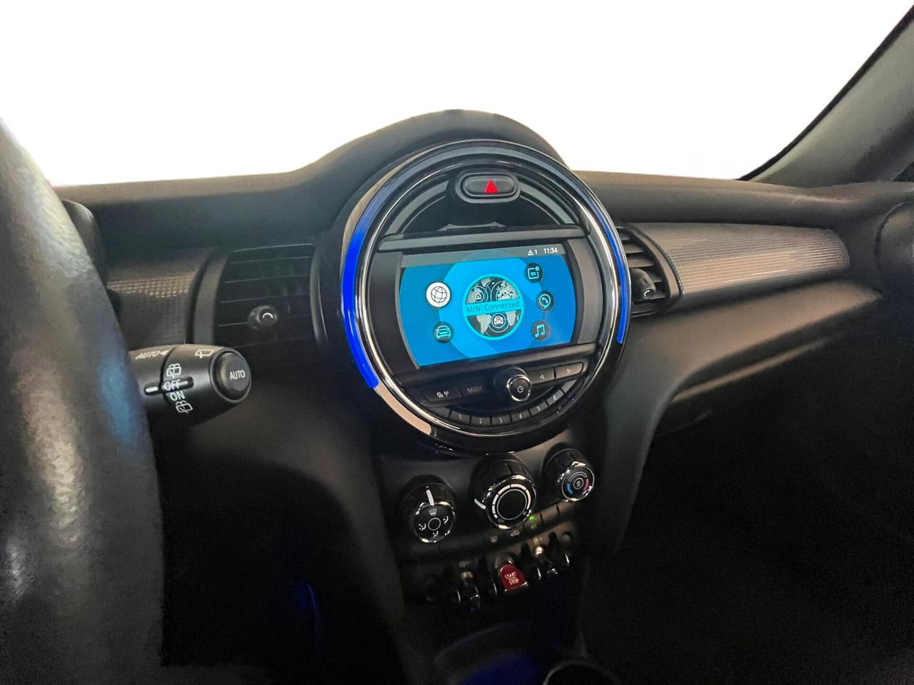 Mini Cooper | da €237 al mese