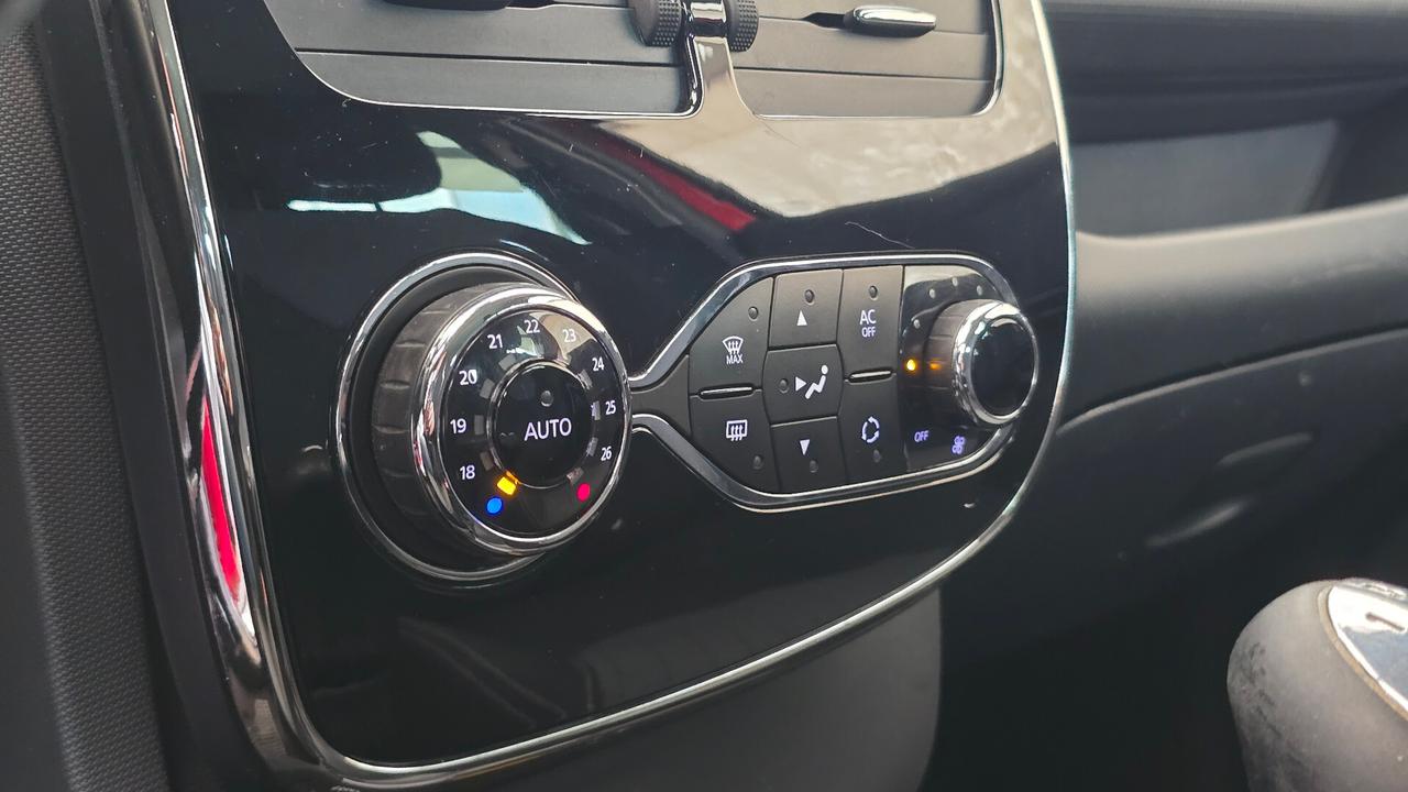 Renault Clio 1.5 dCi 8V 75CV 5 porte Wave