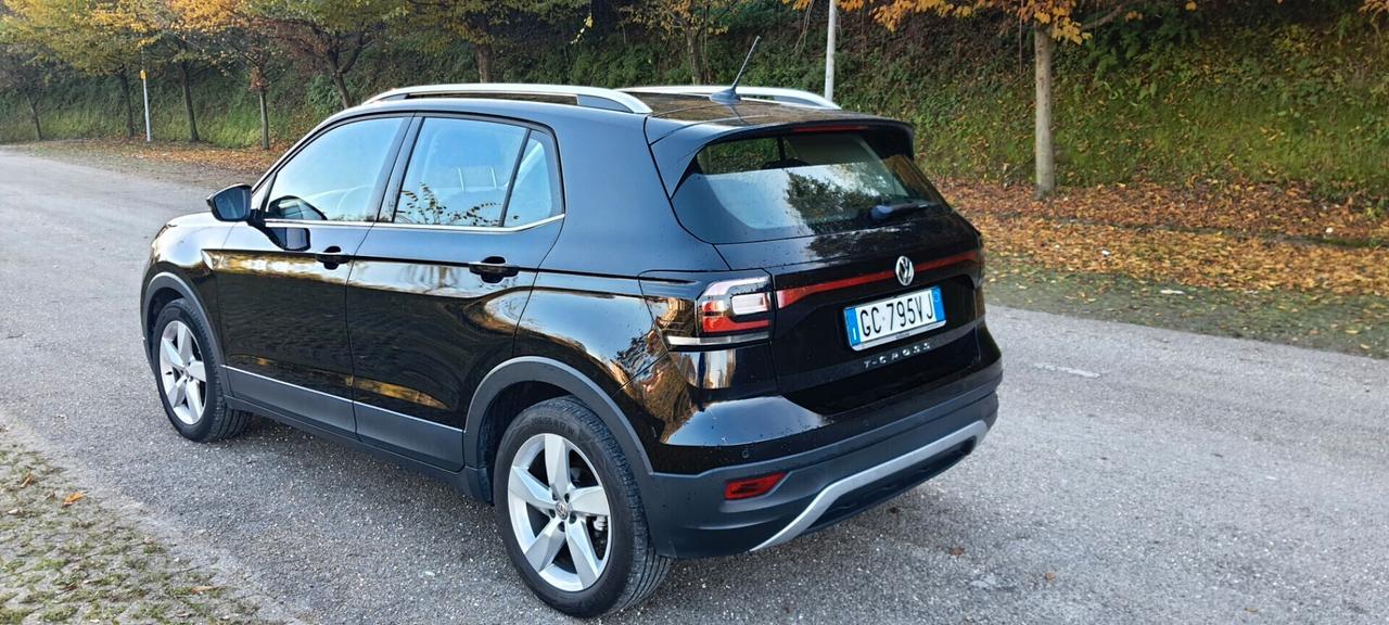 Volkswagen T-Cross 1.5 TSI DSG Advanced