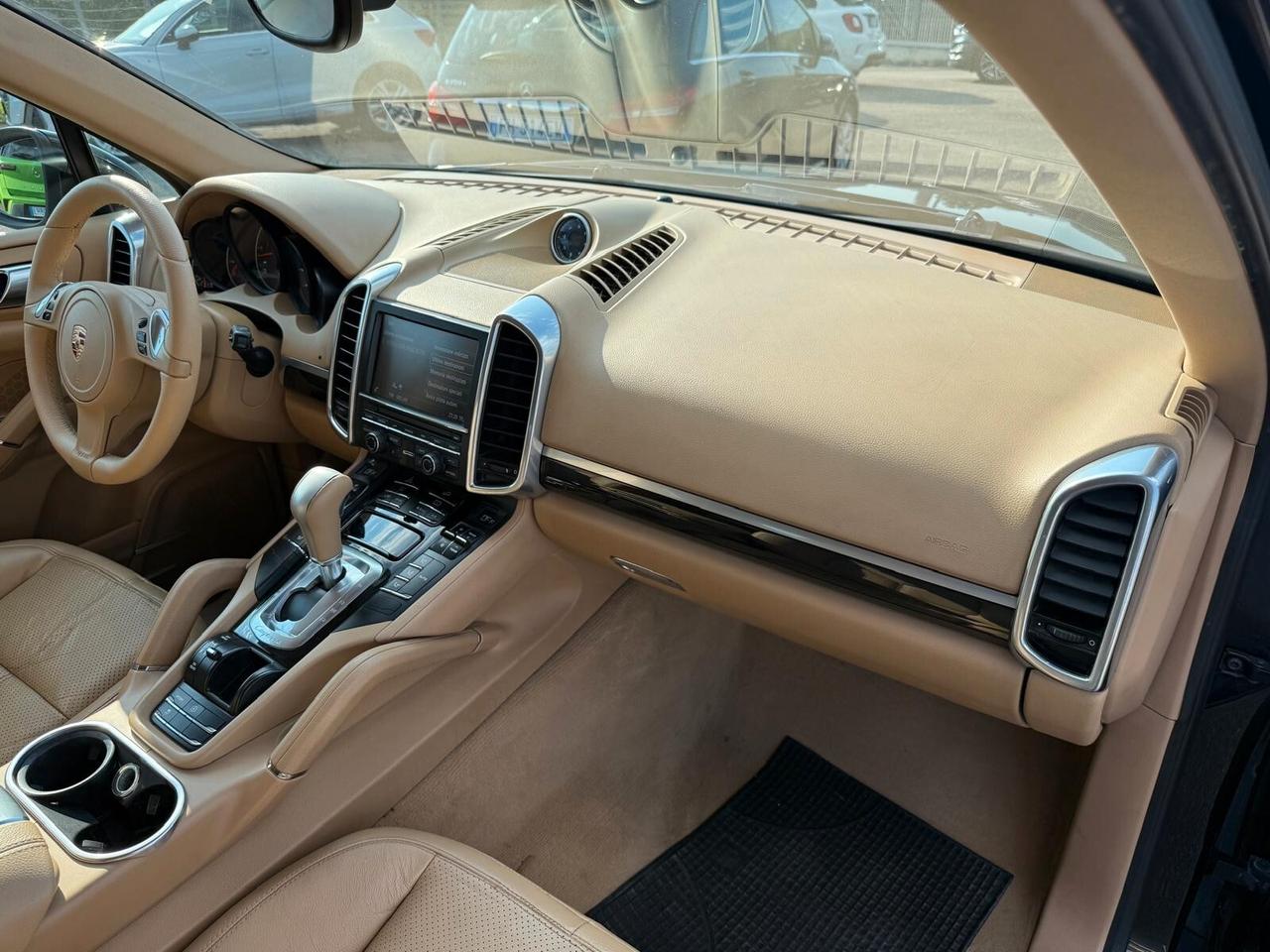 Porsche Cayenne 3.0 D PLATINUM EDITION PERFETTA AFFARE
