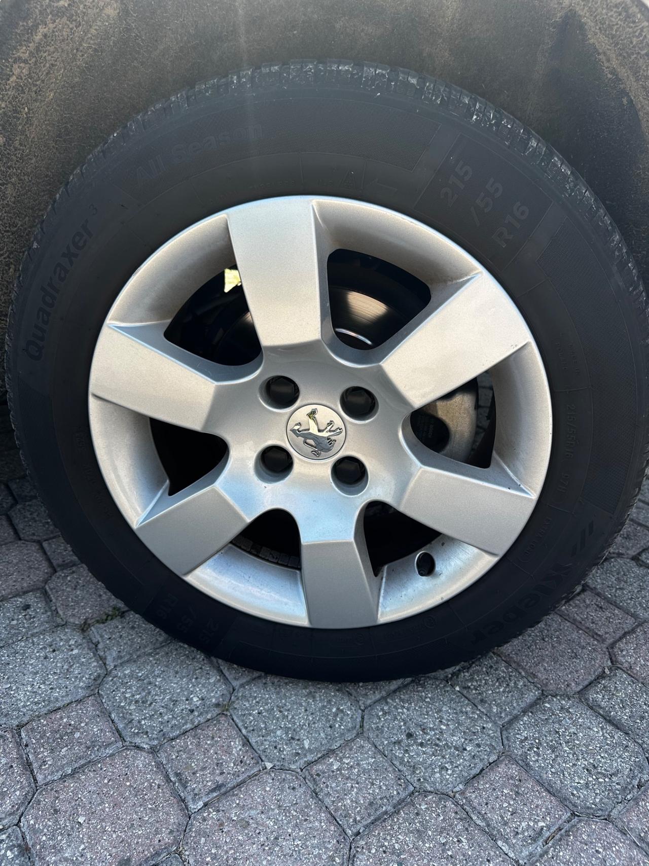 Peugeot 5008 1.6 HDi 115CV Business
