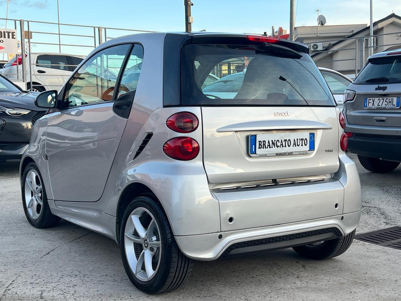 Smart ForTwo 1000 52 kW MHD coupé passion