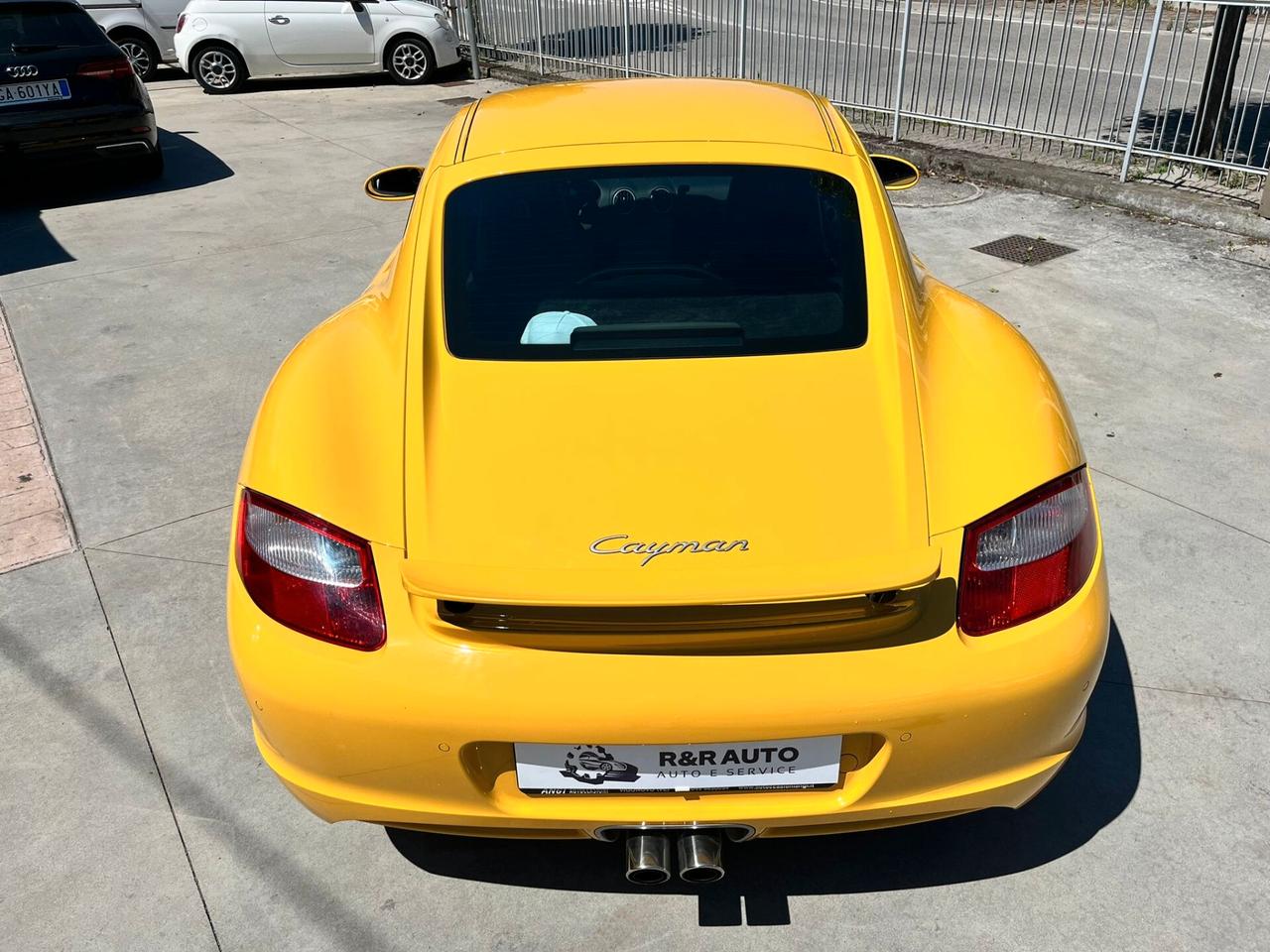 Porsche Cayman 2.7