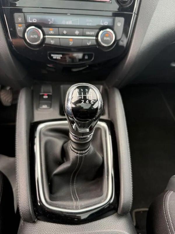 Nissan Qashqai 1.3 DIG-T 140 CV N-Connecta
