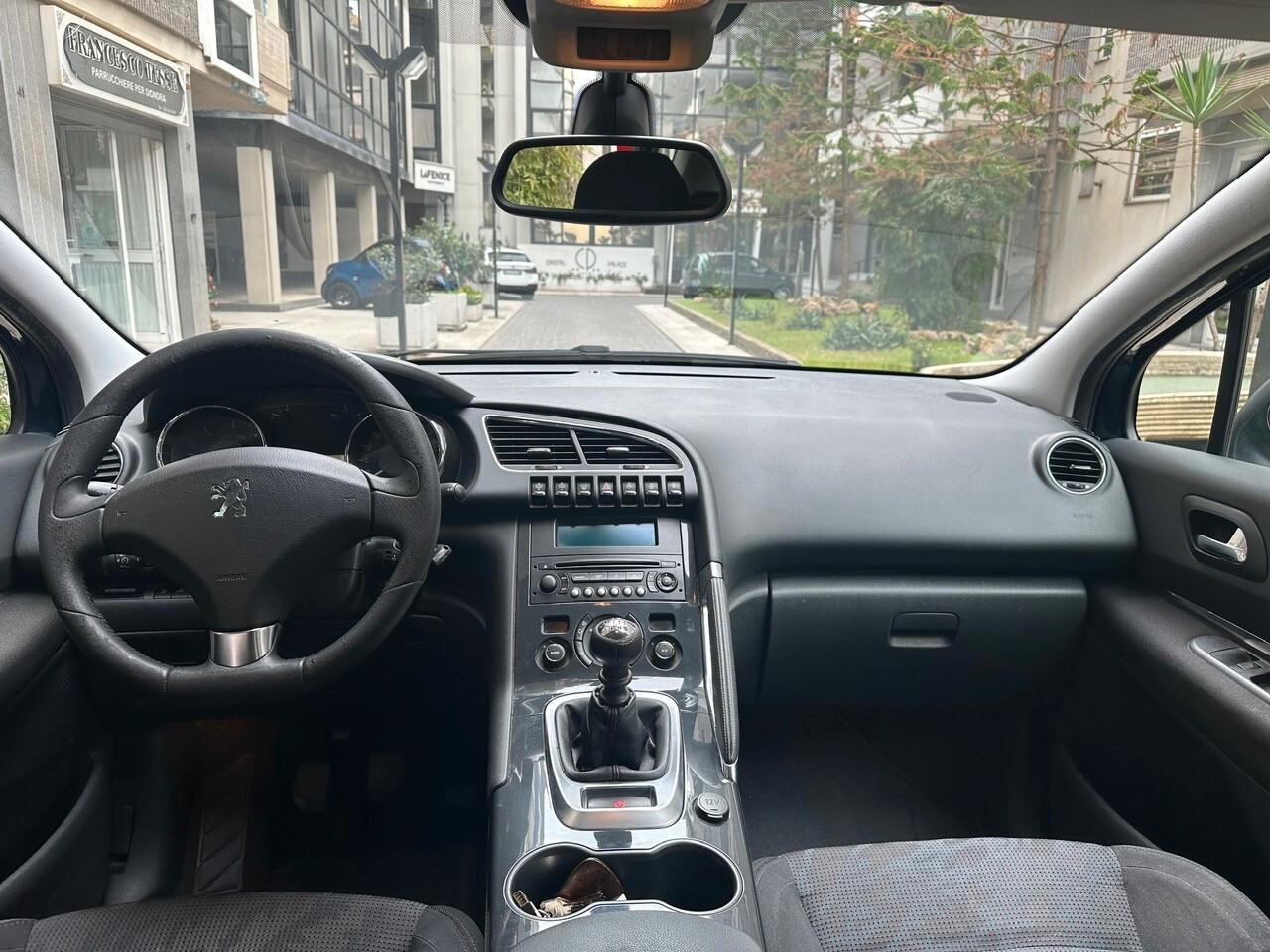 Peugeot 3008 1.6 HDi 110CV Outdoor