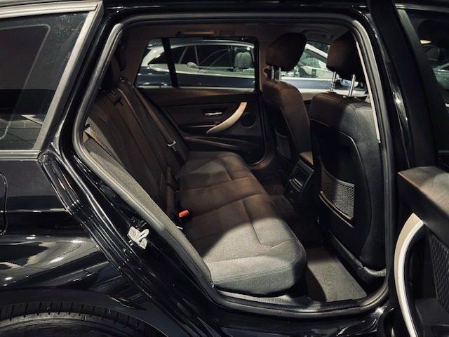 BMW 318 d 150CV Touring Business Advantage aut.