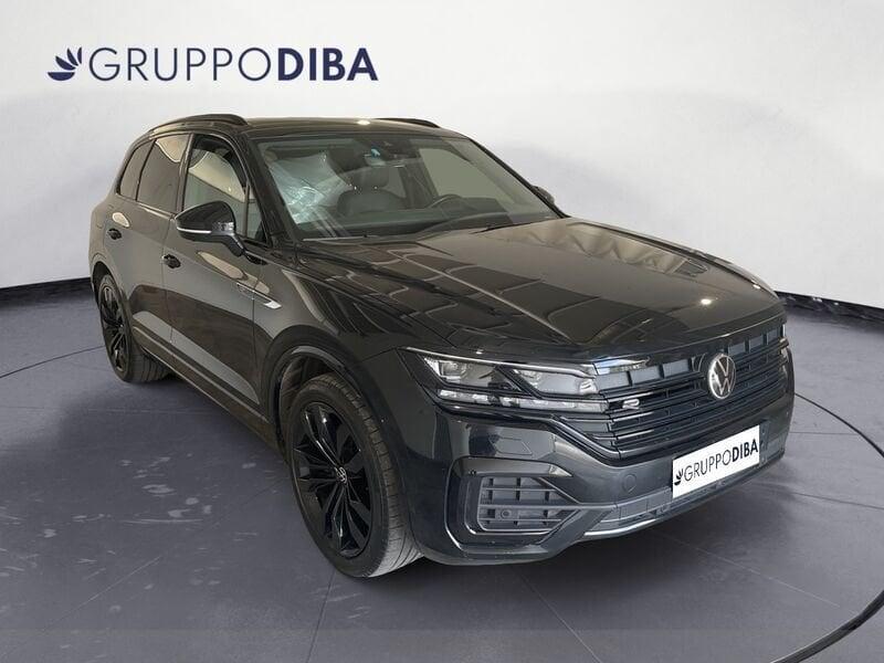 Volkswagen Touareg III 2018 Diesel 3.0 V6 tdi Atmosphere R-Line Exterior Pack