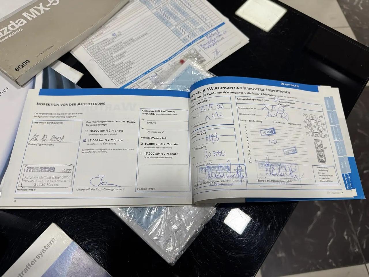 Mazda MX-5 1.6i 16V cat