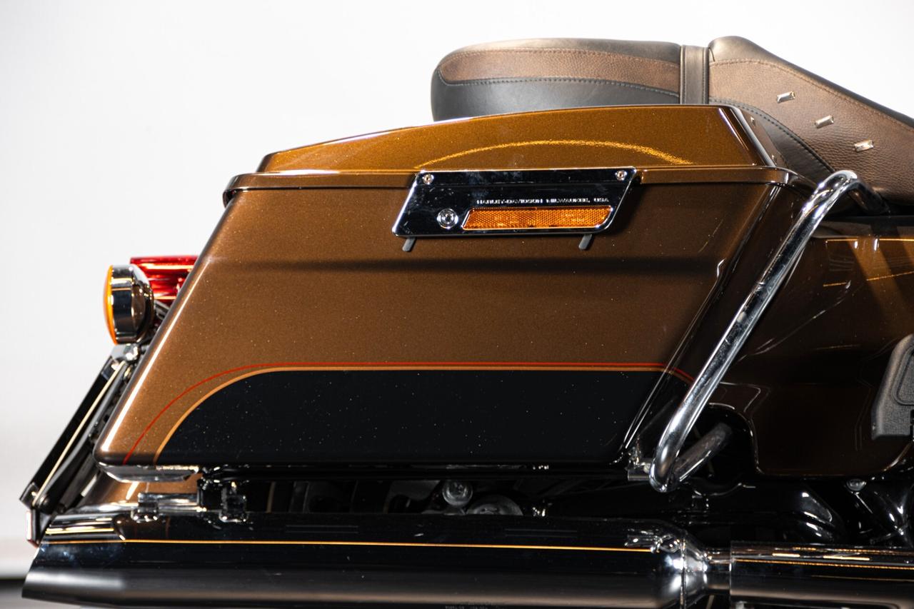 HARLEY DAVIDSON ROAD KING 110TH° ANNIVERSARY - 2013