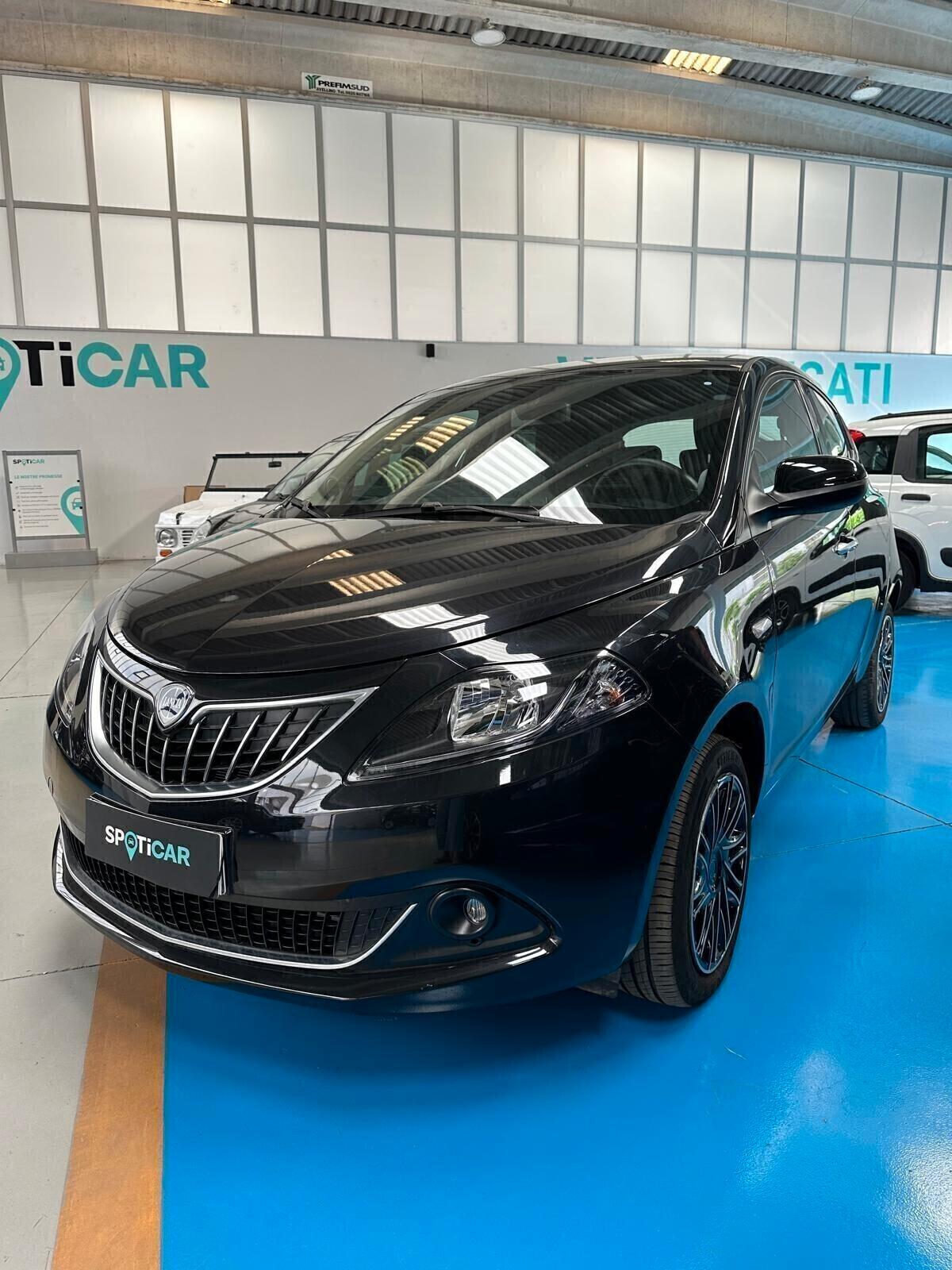 LANCIA YPSILON Gold 1.0 70 CV 2023