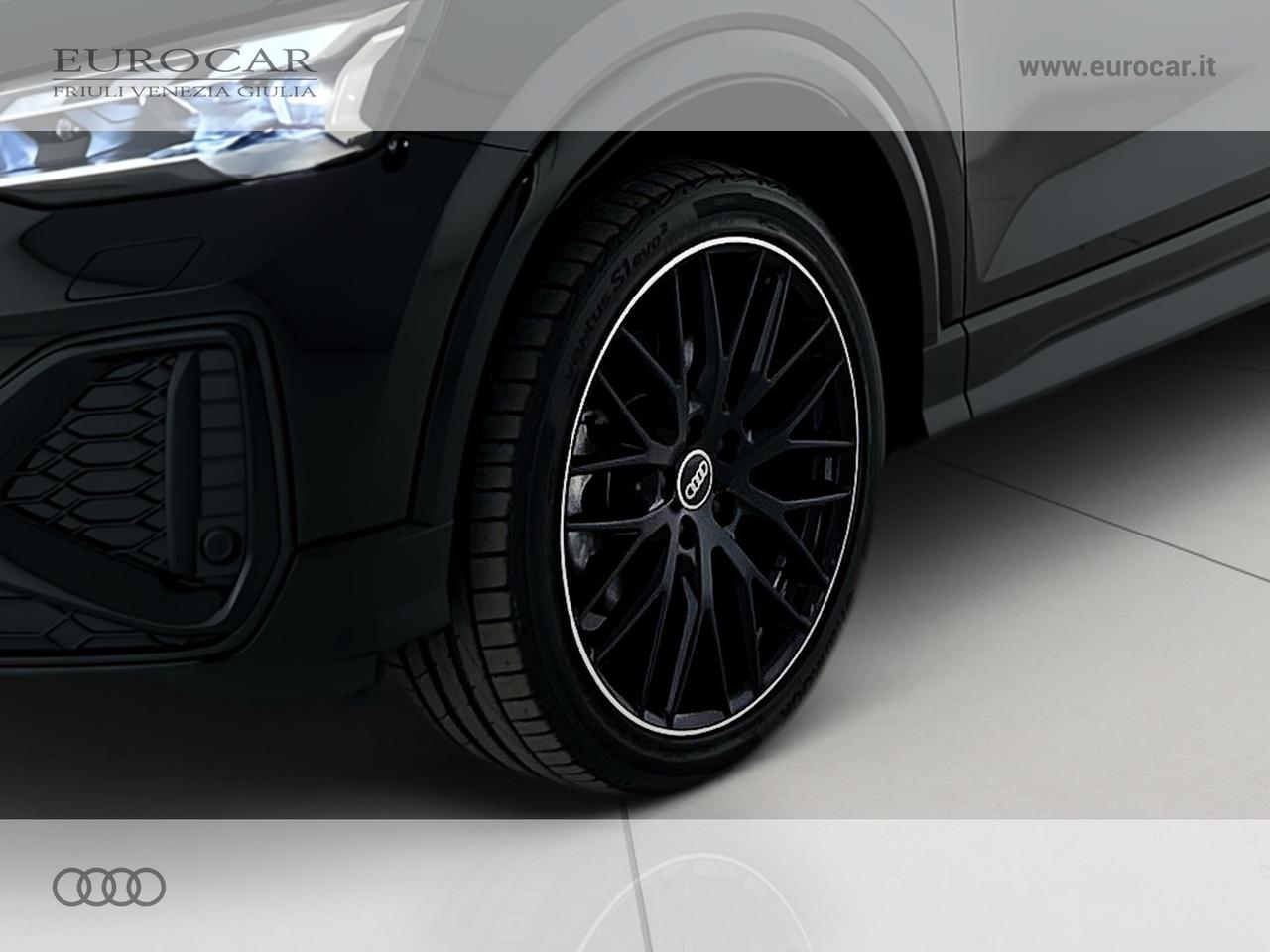 Audi Q2 35 1.5 tfsi identity black s-tronic