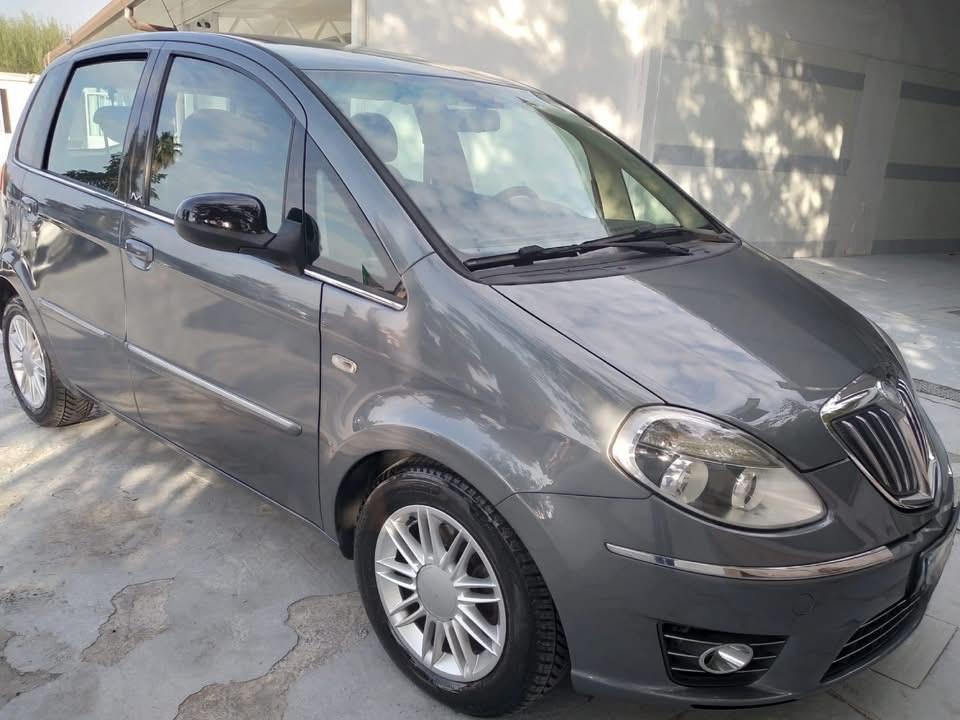 Lancia MUSA 1.3 Mjt 95 CV Platinum
