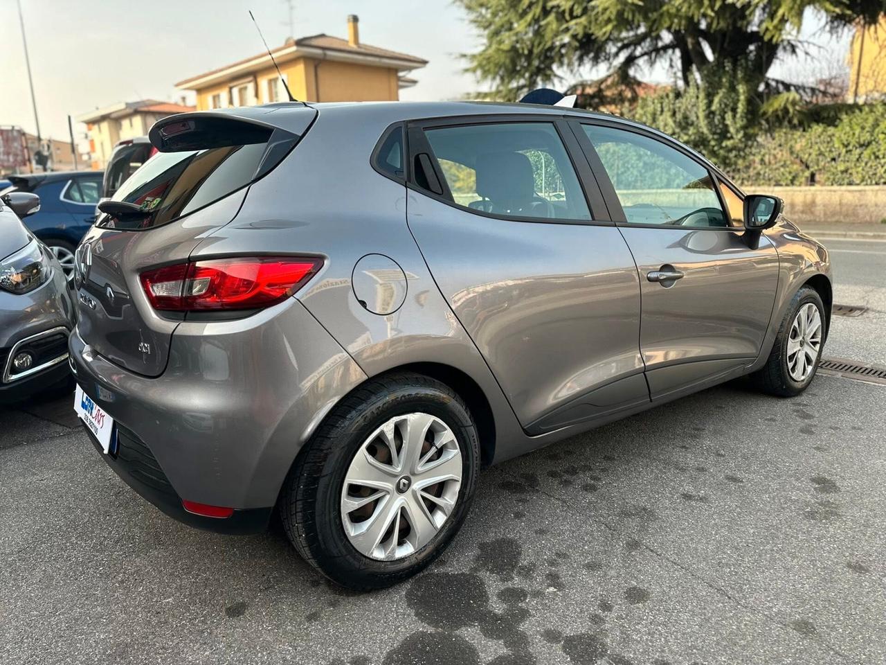 Renault Clio dCi 8V 90CV Start&Stop 5 porte Energy Intens NEOPATENTATI