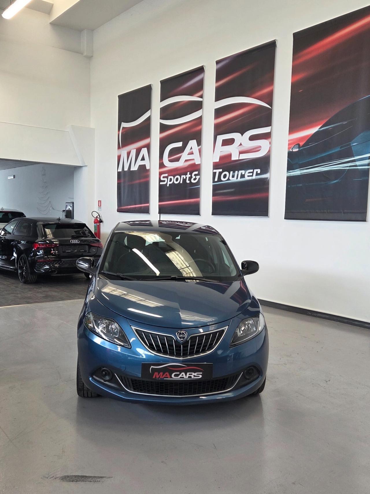 Lancia Ypsilon 1.0 FireFly 5 porte S&S Hybrid Ecochic Gold