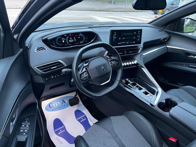 PEUGEOT 3008 Hybrid 180 e-EAT8 Allure Pack