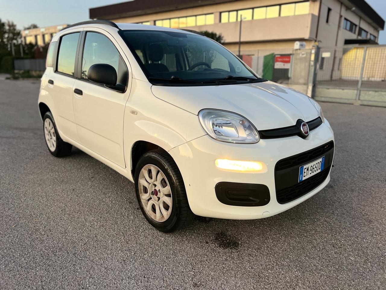 Fiat Panda 0.9 TwinAir Turbo Natural Power Lounge