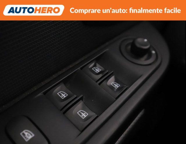RENAULT Clio 1.2 75 CV 5 porte Duel
