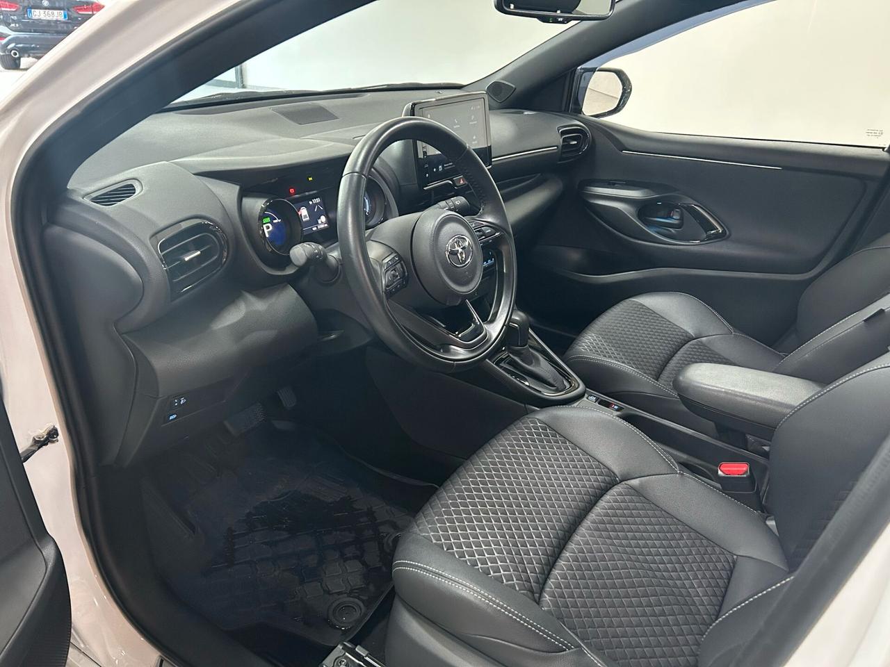 Toyota Yaris 1.5 Hybrid 5 porte Lounge