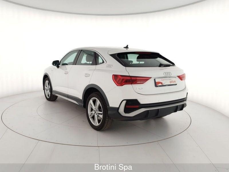Audi Q3 SPB 45 TFSI e S tronic S line edition