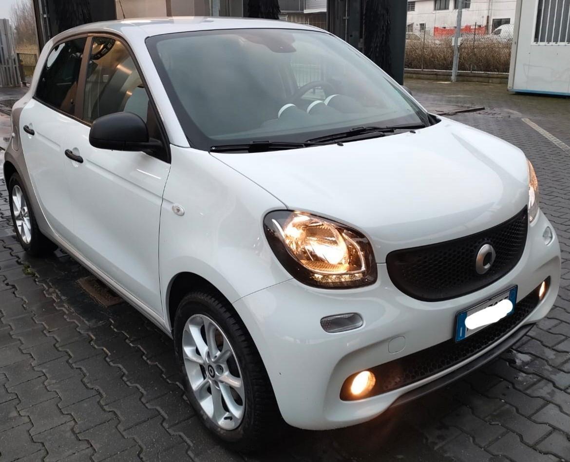 Smart ForFour 70 1.0 Youngster