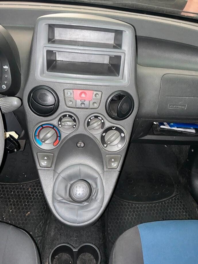 Fiat Panda VAN 1.2 BENZINA 2 POSTI 2011 100.000KM NEOPATENTATI