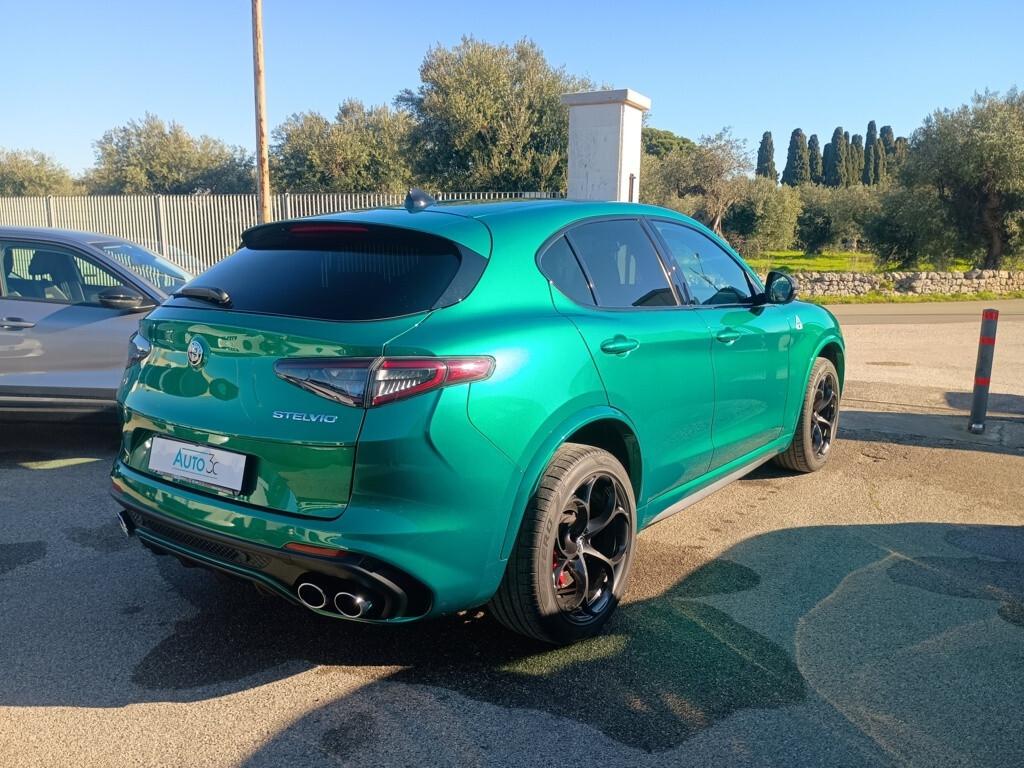 Alfa Romeo Stelvio 2.9 Bi-Turbo V6 520 CV AT8 Q4 Quadrifoglio