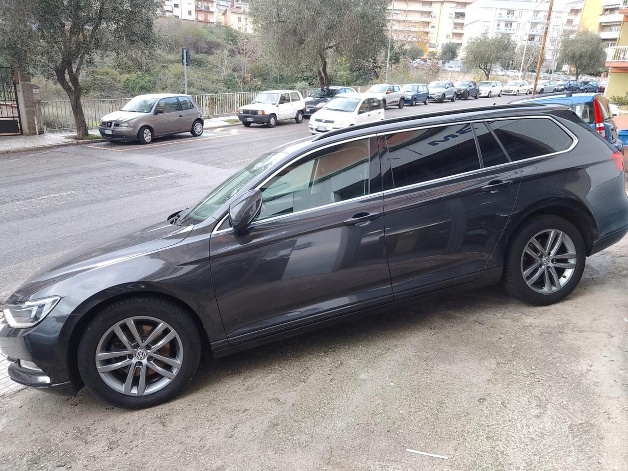 Volkswagen Passat Variant 2.0 TDI DSG Business BlueMotion Tech