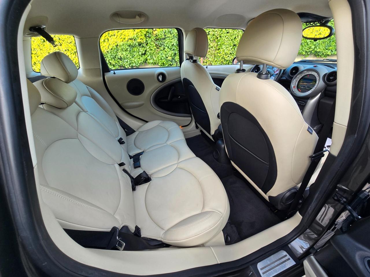 MINI COUNTRYMAN BI-COLOR 1.6 DIESEL NUOVISSIMA