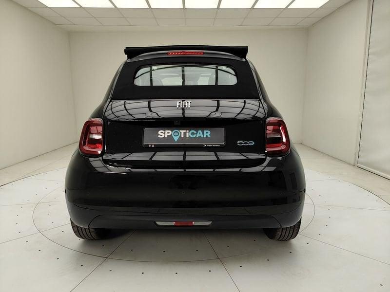 FIAT 500 IV 2020 Cabrio 500e Cabrio 42 kWh Icon +
