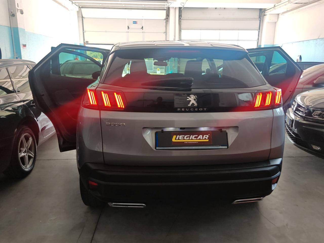 Peugeot 3008 1.5 130CV UNIPROPRIETARIO KM VERI GARANZIA 24 MESI OK NEOPATENTATI