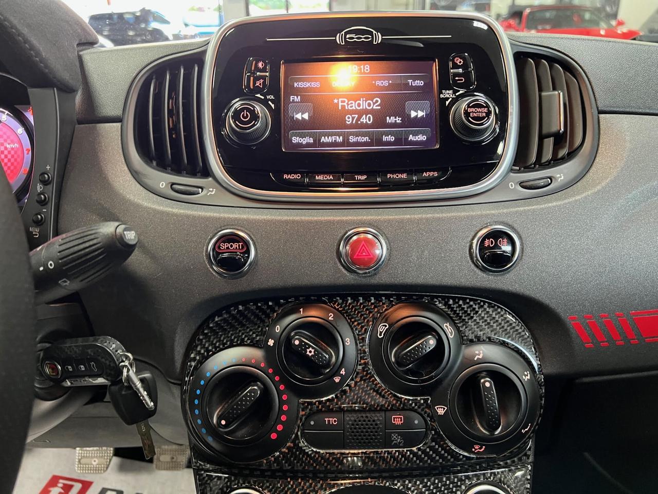 Abarth 595 1.4 t-jet Competizione 180cv