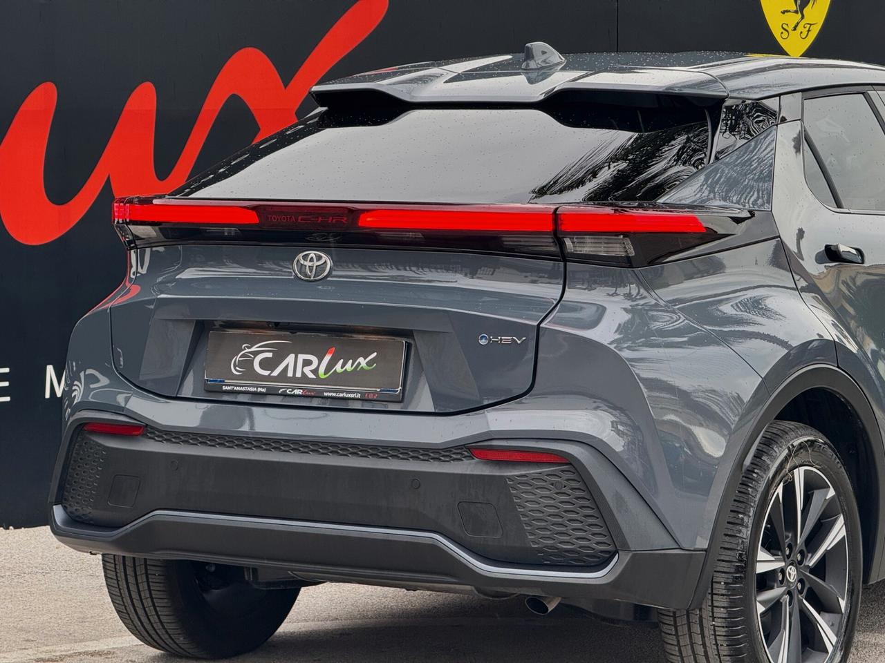 Toyota C-HR 1.8 HEV Trend FWD E-CVT 140CV