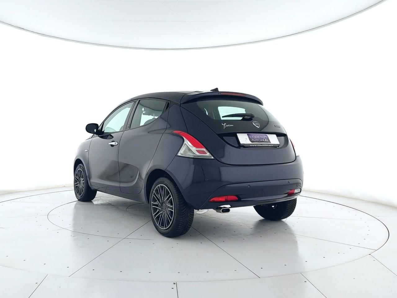 LANCIA Ypsilon 1.0 firefly hybrid Gold s&s 70cv APP CONNECT+NEOPATENTATI