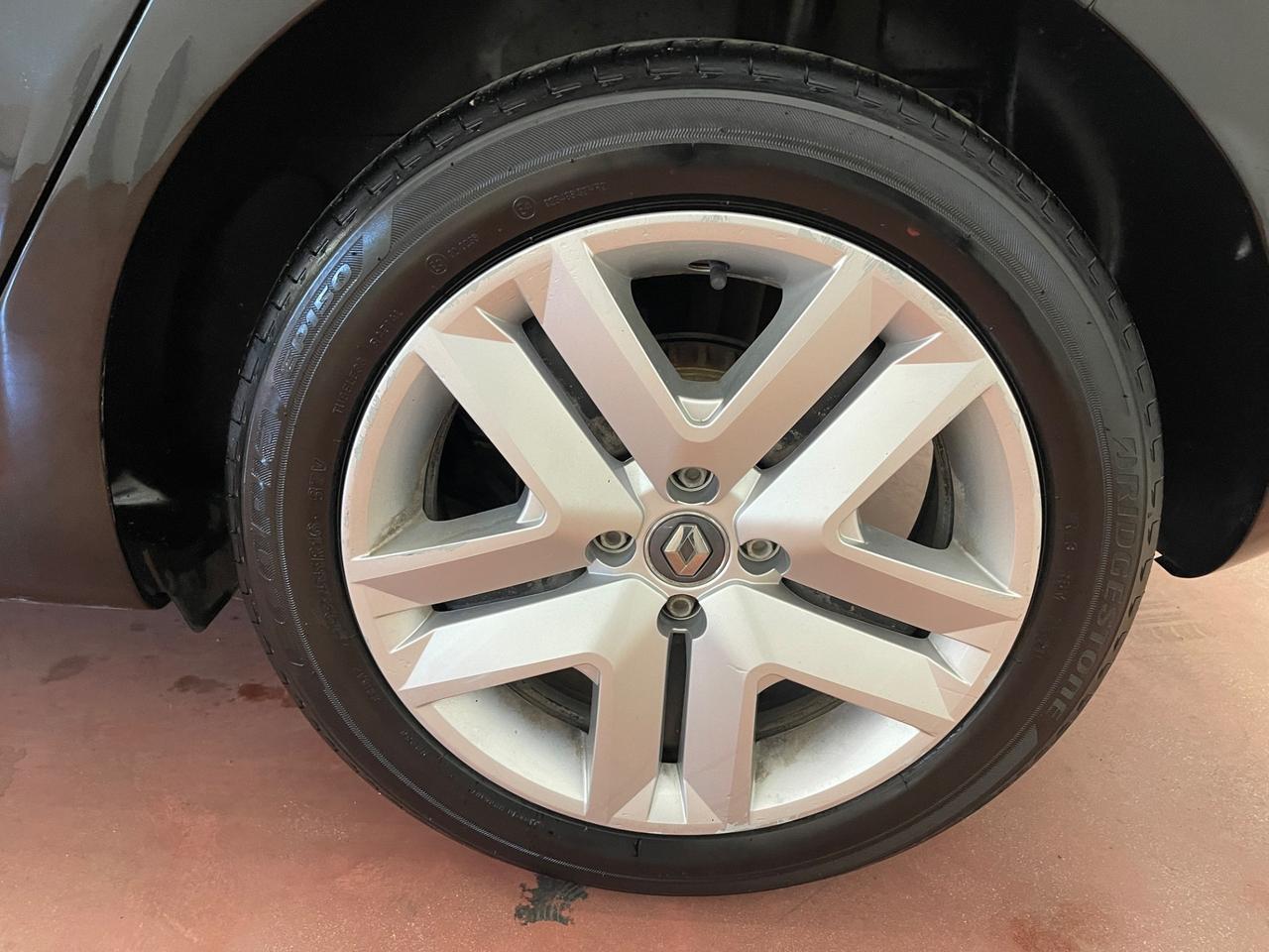 Renault Clio TCe 100 CV 5 porte Intens