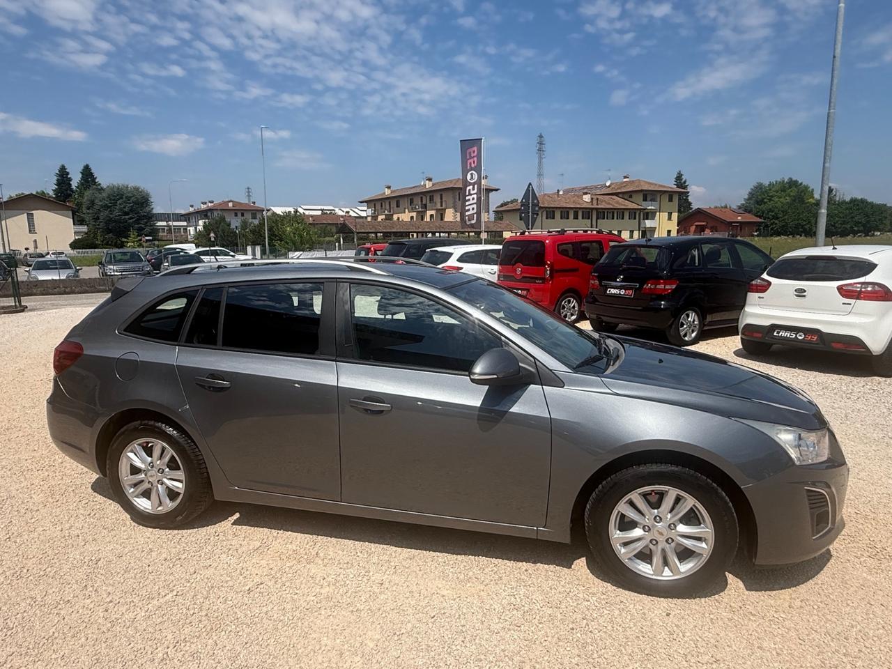 Chevrolet Cruze 1.7 Diesel Station Wagon Start/Stop LTZ