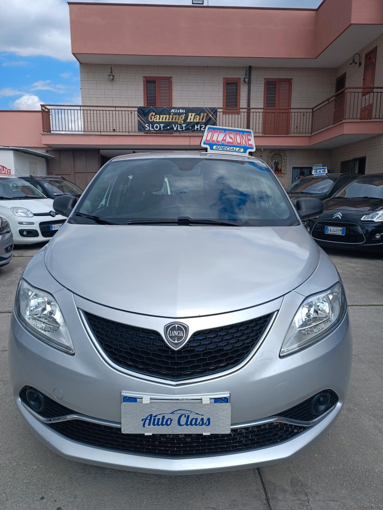 Lancia Ypsilon 1.2 69 CV