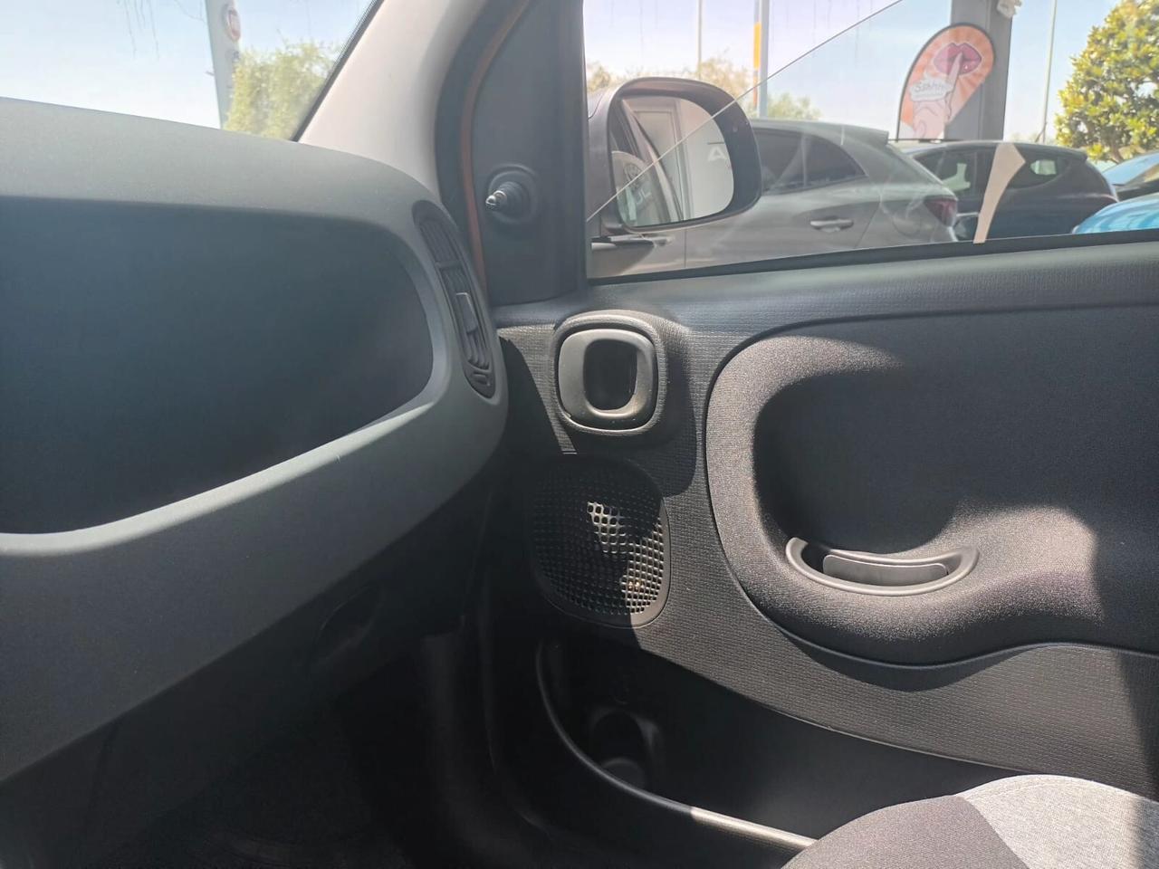 Fiat Panda 1.0 Firefly S&S Hybrid 70 CV