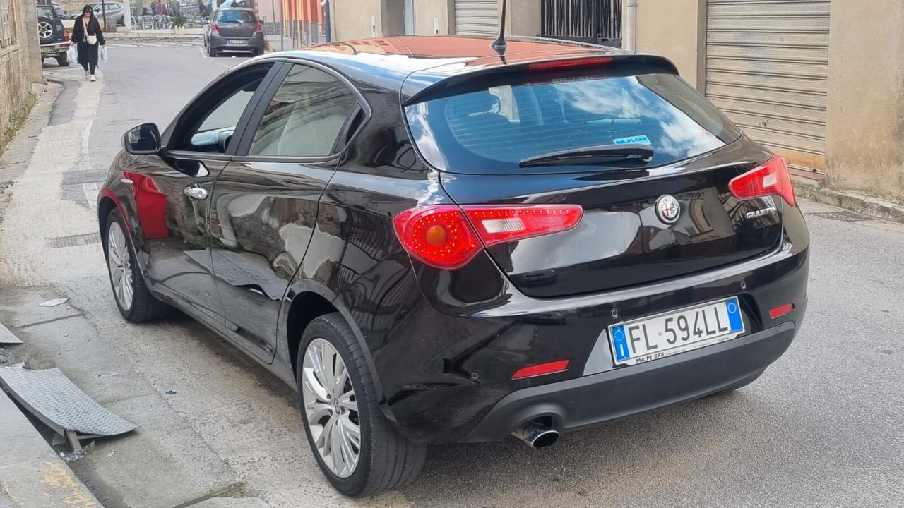 Alfa Romeo Giulietta 1.6 JTDm 120 CV