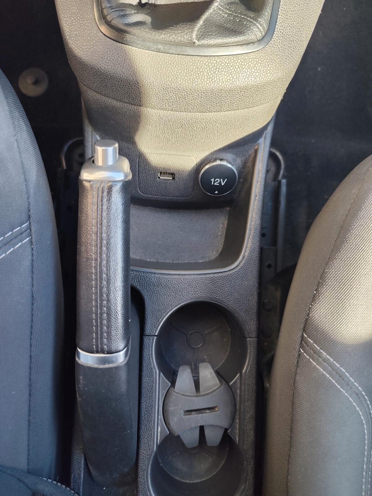 Ford Fiesta 1.5 TDCi Diesel 75CV