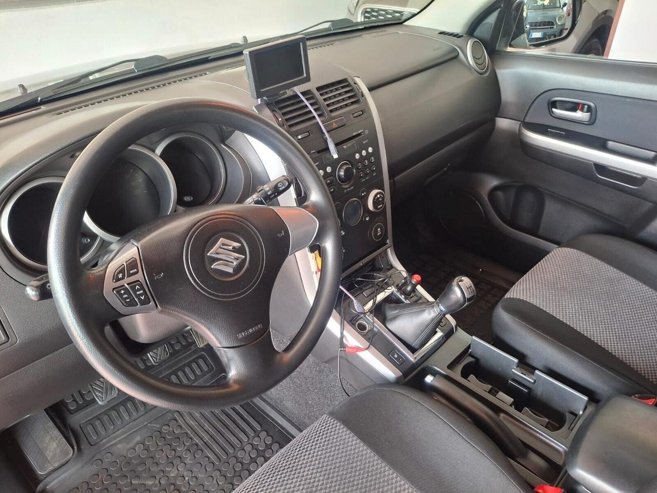 Suzuki Grand Vitara offroad Evolution 3p